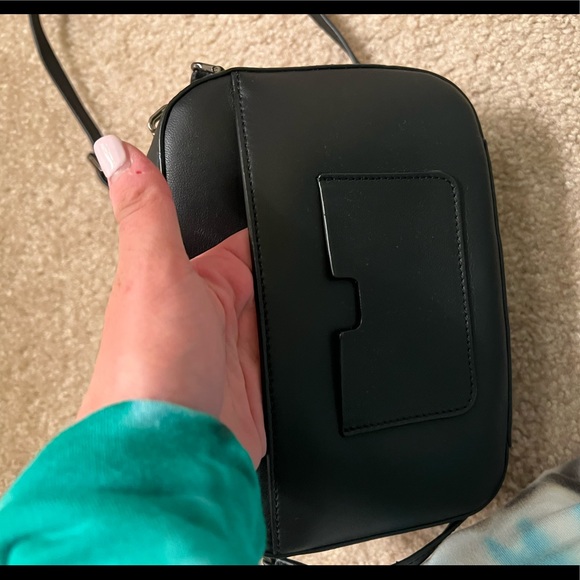 Alexandra Clancy Llora Crossbody Bag - Picture 9 of 10